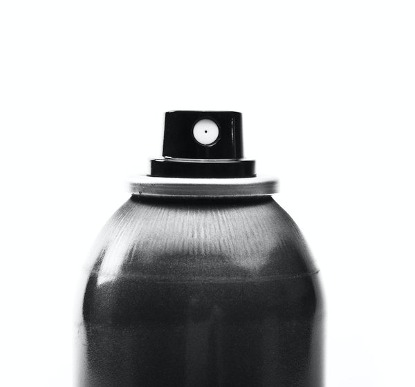 Explorez l'univers de la peinture en aérosol : des astuces créatives et inattendues