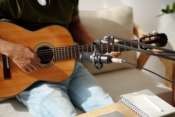 Comment apprendre la technique du fingerpicking ?