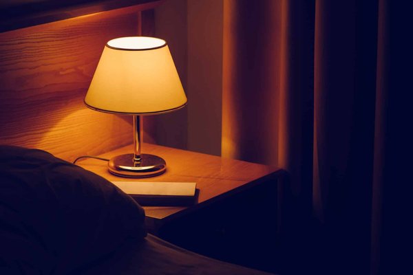 Comment choisir sa lampe de chevet ?