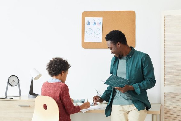 Les cours de soutien scolaire : la meilleure solution pour la réussite de votre enfant